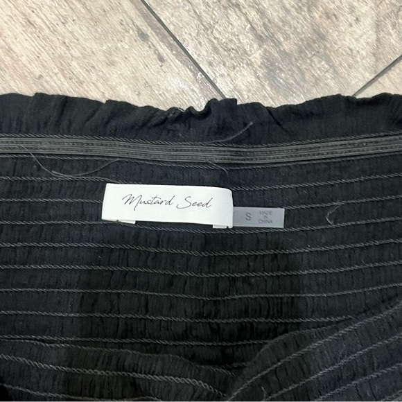 Black Ruffled Mini Skort - Picture 2 of 3